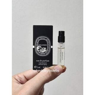 （分類：）位於 。 由 heybabyitsdebsperfume 提交（商品編號 1463196886，圖片 1）。簡介： 。
