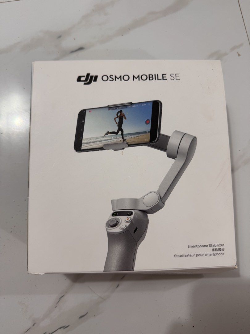 DJI OSMO MOBILE SE (Category: Camera Bags & Carriers) located in Abucay. Submitted by lnzhy (Listing ID 1463181965, Image 1). Description: .