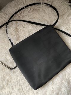(Category: ) located in . Submitted by iloveyou_preloved (Listing ID 1463169869, Image 1). Description: .