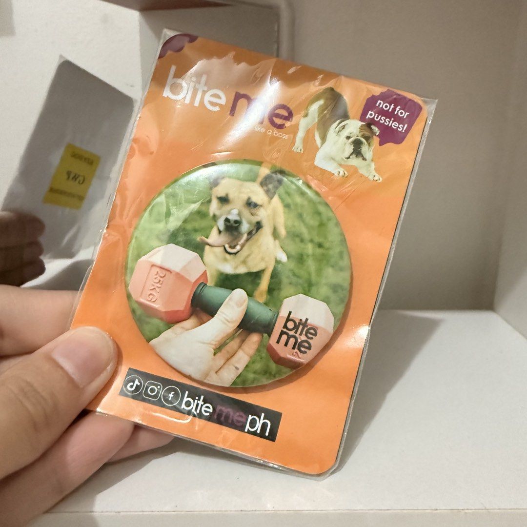 Dog Pin (Category: Other Accessories) located in Mandaluyong City. Submitted by shesellsseashells_bear (Listing ID 1463182218, Image 1). Description: .