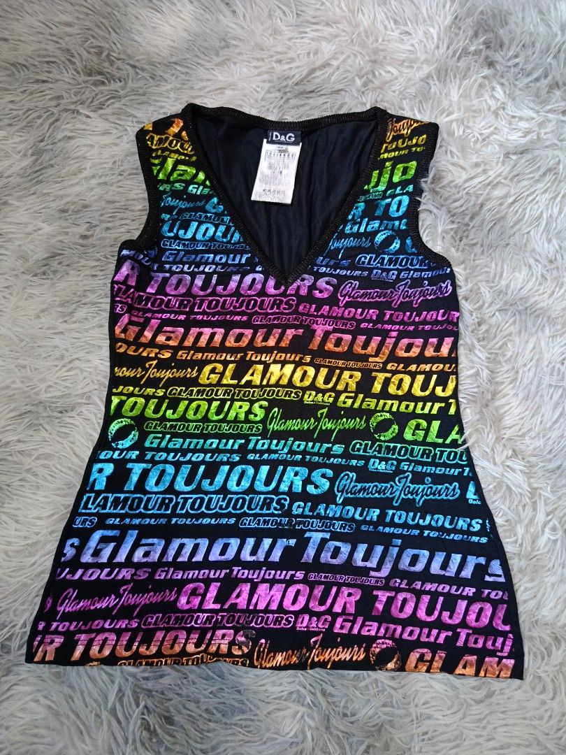 Dolce&Gabanna glamour top (Category: Sleeveless) located in Quezon City. Submitted by tedthrift (Listing ID 1463156668, Image 1). Description: all details are posted minimal issue no pinhole or tastas like new pa kaso issue sa print from thriftstore.