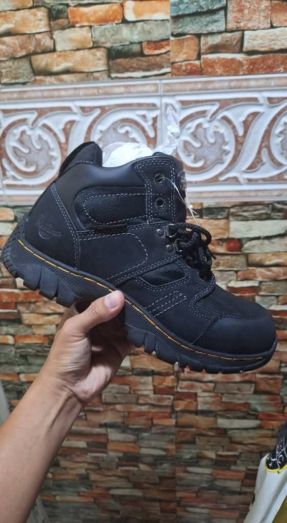 Dr. Martens Black Leather Work Boots (Category: Boots) located in Caloocan City. Submitted by rectooangelo (Listing ID 1463137012, Image 2). Description: 🟢 For sale Dr. Martens 🟢 ● BENHAM ● Available sizes ●6usm Disclaimer: deadstock shoes, possible SOLE SEP. But still in good condition. NO RETURN NO EXCHANGE POLICY Location: Valenzuela city 1500php slightly negotiable - Classic Black Dr. Martens boots - Mid-top lace-up style - Durable sole wit