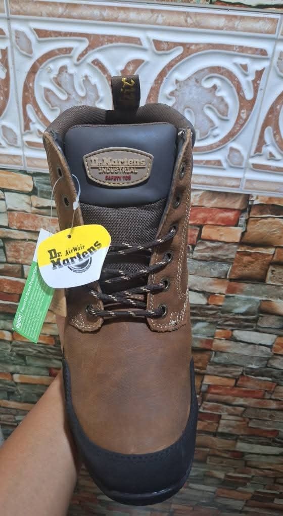 Dr. Martens Industrial Safety Toe Work Boots (Category: Boots) located in Caloocan City. Submitted by rectooangelo (Listing ID 1463136726, Image 1). Description: 🟢 For sale Dr. Martens 🟢 ● RIVERTON BROWN ● Available sizes -13usm Disclaimer: deadstock shoes, possible SOLE SEP. But still in good condition. NO RETURN NO EXCHANGE POLICY Location: Valenzuela city 1500php slightly - Dr. Martens Industrial Safety Toe Work Boots - Color: Brown leather 