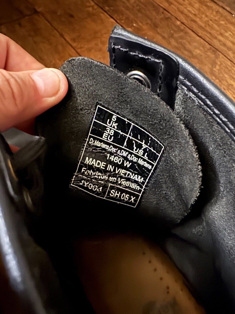 Dr Martens Leather Boots (Category: Boots) located in Makati City. Submitted by july_ps28 (Listing ID 1463138348, Image 3). Description: FOR SALE: Dr. Martens 1460 Black Smooth Leather Boots 🖤 •Size: UK 5 / US 7 / EU 38 •No issues – only minimal scratches and light creasing from normal use •Well-maintained with plenty of life left in the soles 💰 ₱5,500 📩 DM if you’d like more photos..