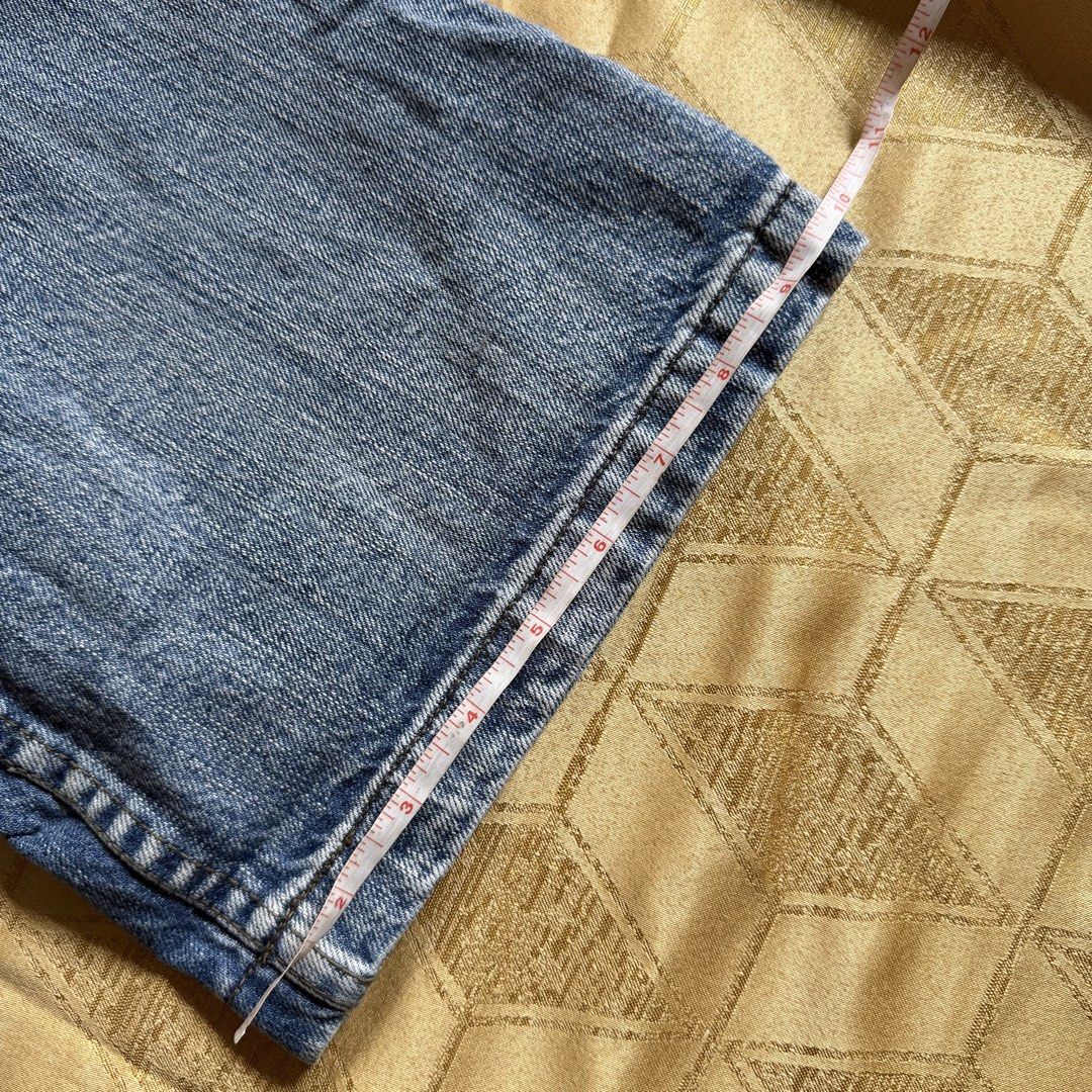 DSQUARED2 Denim Jeans (Category: Jeans) located in Bacolod City. Submitted by margs.lopez (Listing ID 1463269848, Image 3). Description: - DSQUARED2 Jeans - Blue Wash Denim - Distressed Details & Patches - Button Fly - Size: M (Please check measurements for accurate fit) - Condition: Good.