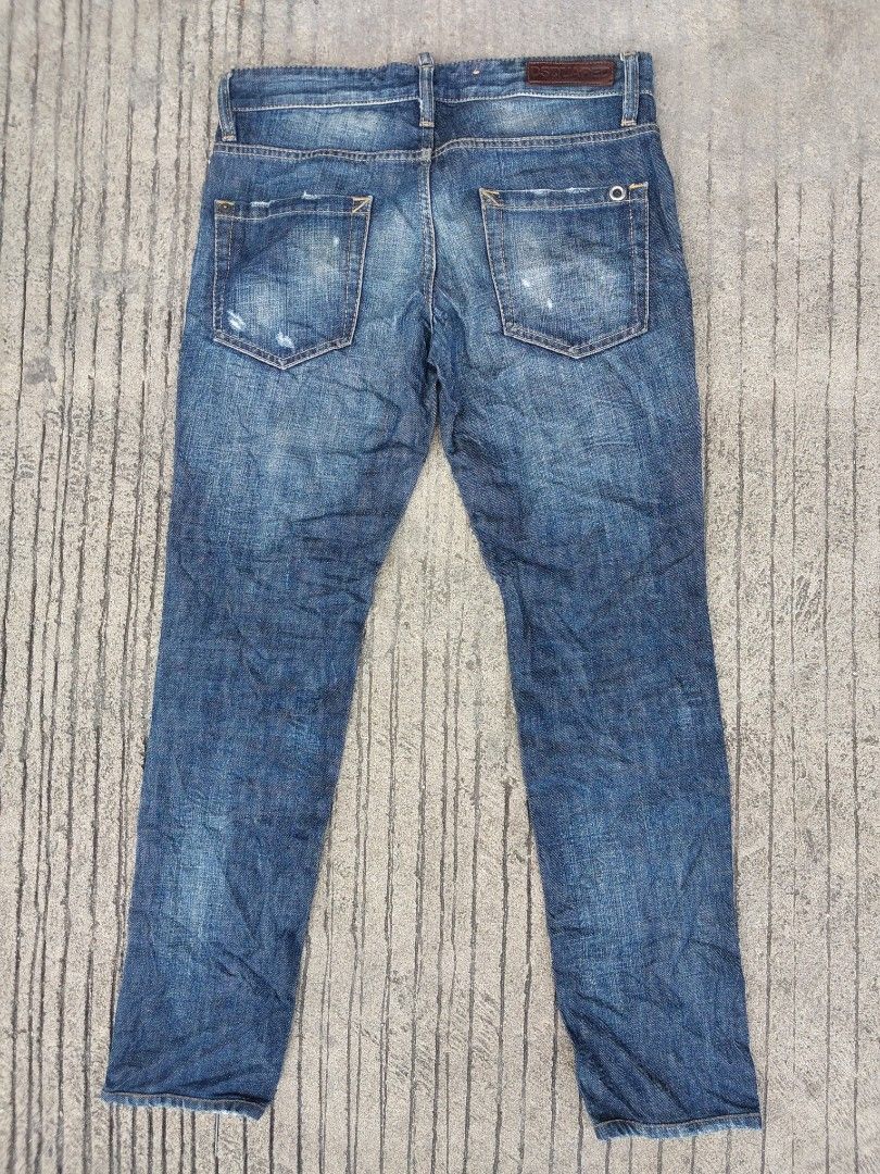 Dsquared jeans (men) (Category: Jeans) located in Polomolok. Submitted by warmfire.3185dd (Listing ID 1463228100, Image 2). Description: .