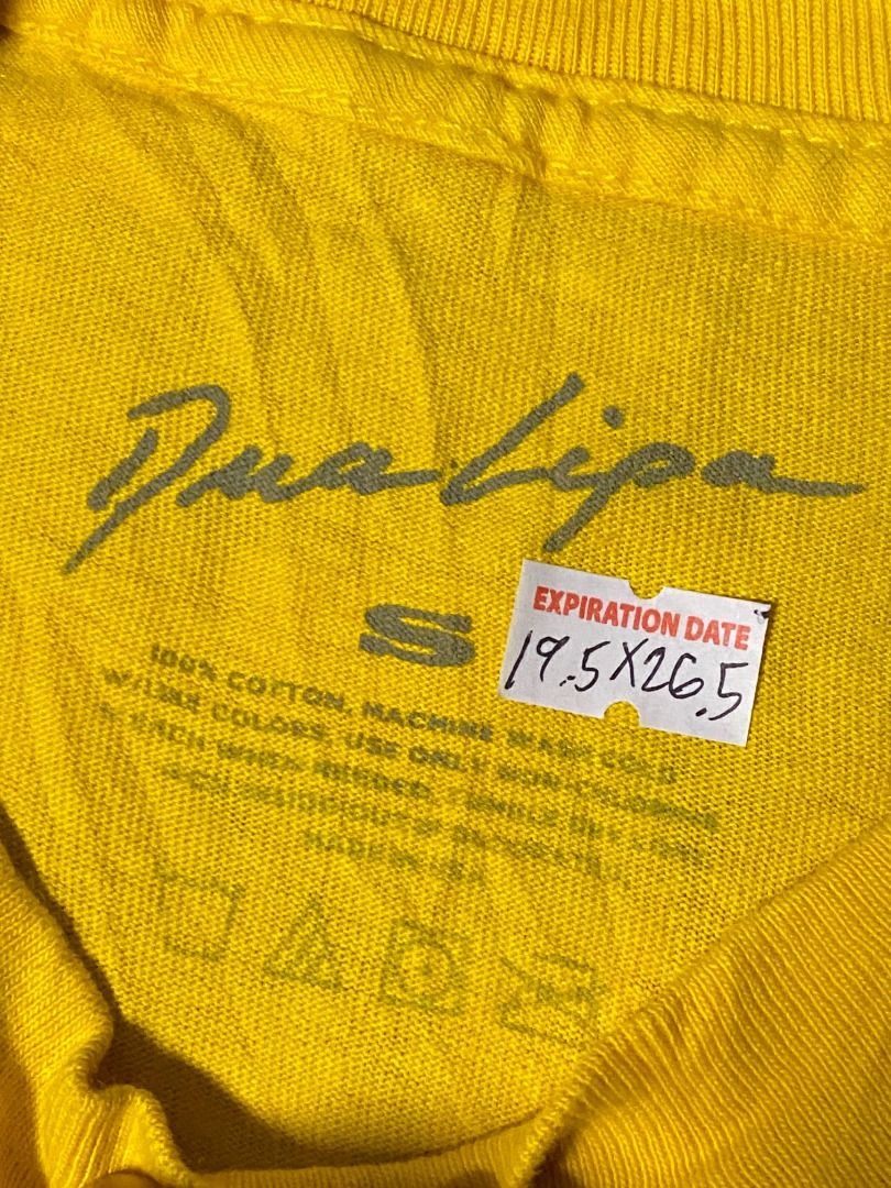 Dua lipa | physical shirt (Category: Tshirts & Polo Shirts ) located in Las Pinas. Submitted by all_details_posted (Listing ID 1463139444, Image 2). Description: crackprints.