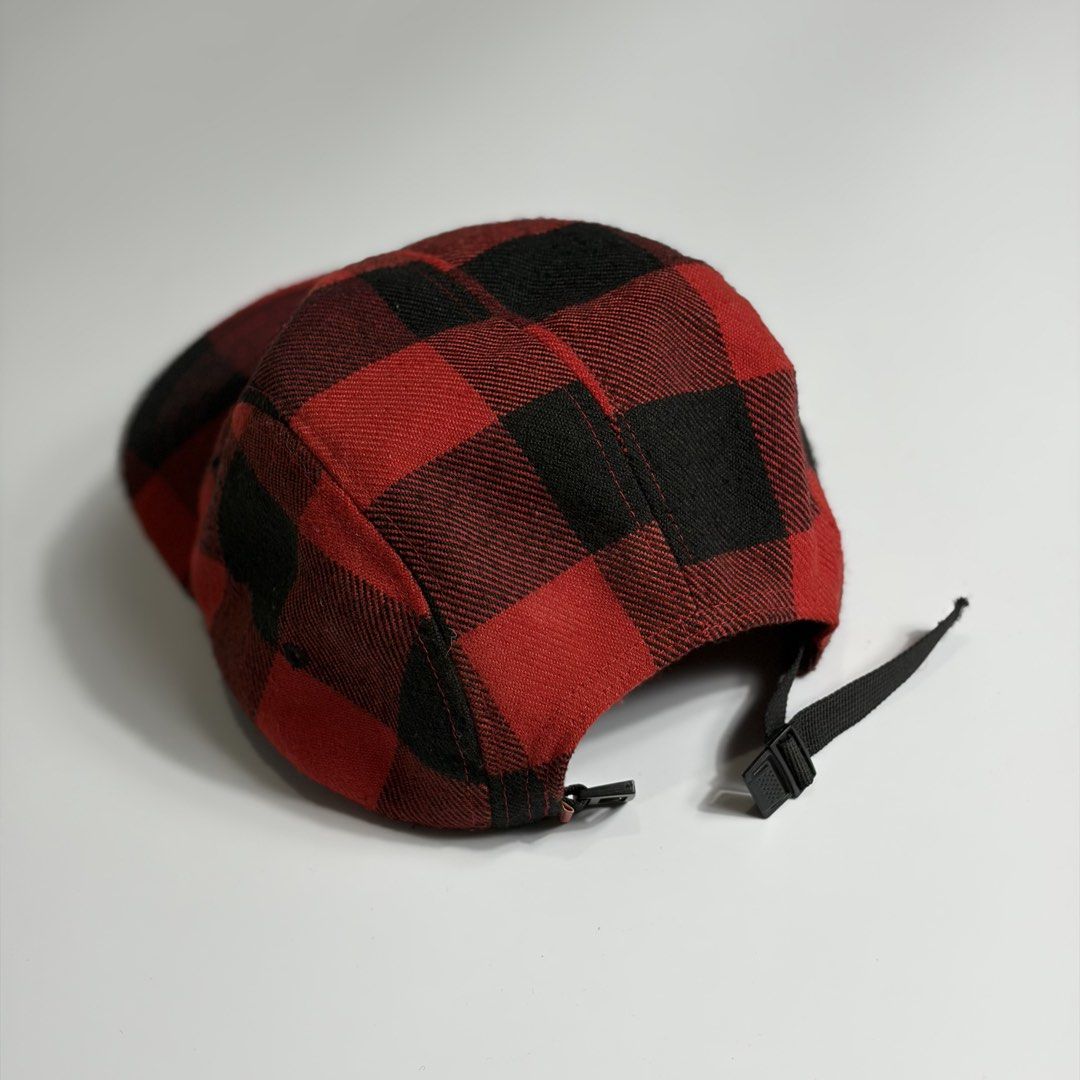 Dusty Flanel 5 Panel Hat (Category: Caps & Hats) located in Makati City. Submitted by tulakngdamit.ph (Listing ID 1463173906, Image 2). Description: Dusty Japan Excellent Condition.