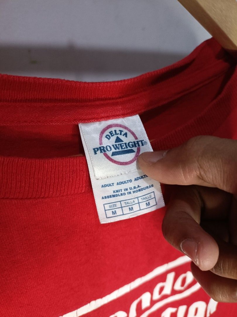 Early 2000s Nintendo Humor Tee (Category: Tshirts & Polo Shirts ) located in Cabuyao City. Submitted by junkthreads.finds (Listing ID 1463252310, Image 3). Description: Early 00s Nintendo Humor Tee Tag: Delta pro weight Dimes: 20x25.5 Issue(s): Hairlines Color may vary due to lightning..