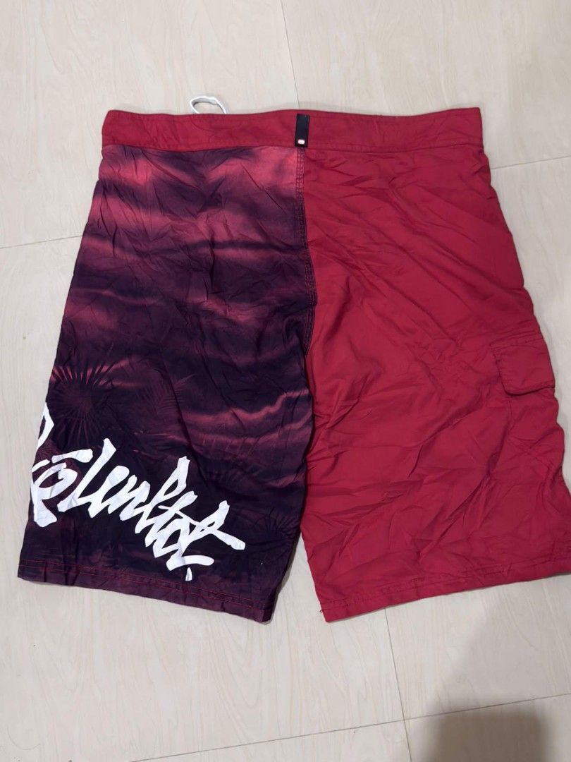 Ecko (Category: Activewear) located in Manila. Submitted by luckyeagle-cd5bf5 (Listing ID 1463260919, Image 3). Description: .