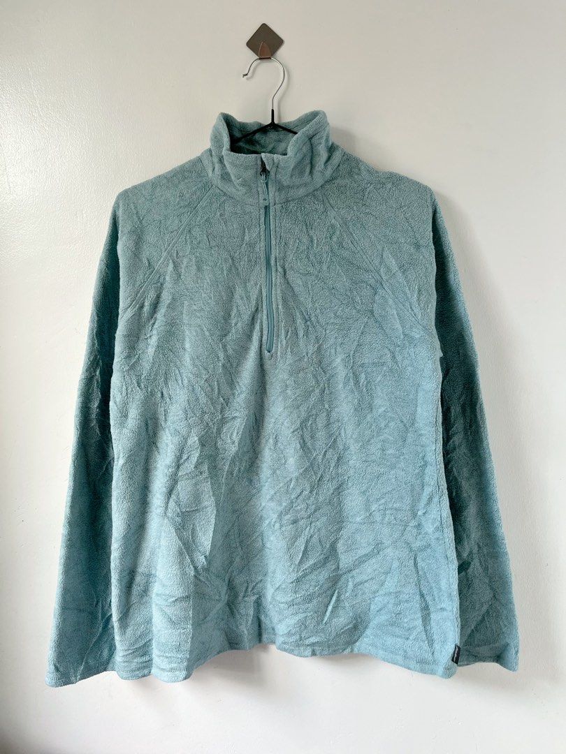 Eddie Bauer Women's Fleece Pullover - Size S (Category: Coats, Jackets and Outerwear) located in Santa Rosa. Submitted by thrifty_bev (Listing ID 1463225695, Image 2). Description: - Light blue Eddie Bauer fleece pullover - Quarter zip neckline with stand-up collar - Made of 100% polyester - Comfortable and warm, perfect for layering or casual wear - Ideal for outdoor activities.