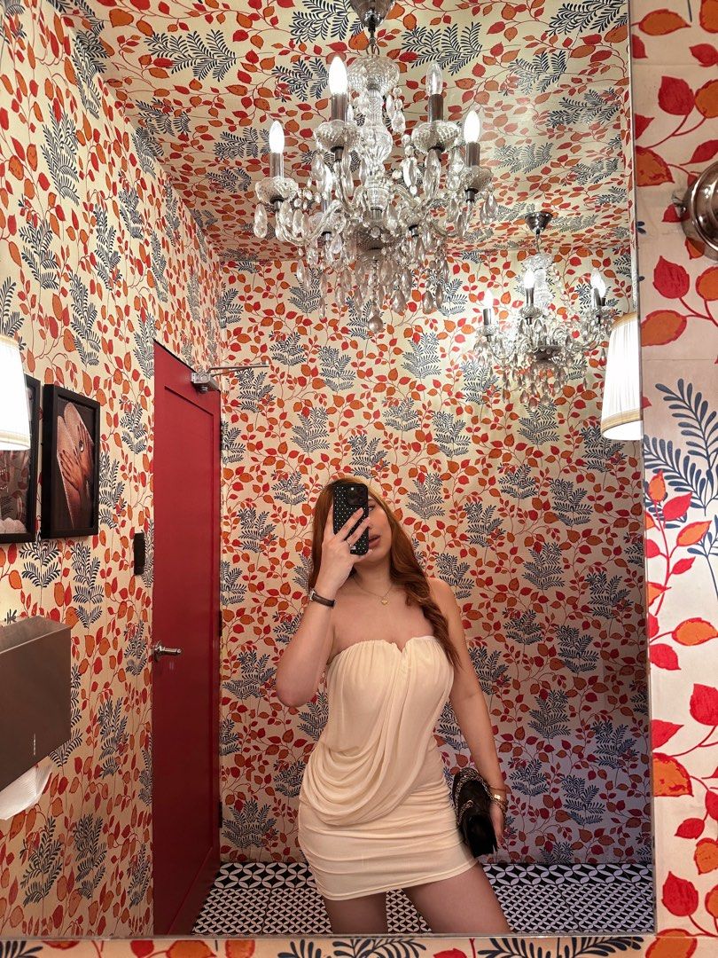 Elegant Dress (Category: Dresses) located in Manila. Submitted by domingoeu57357 (Listing ID 1463241202, Image 3). Description: .