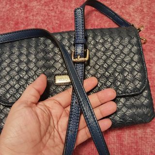 (Category: ) located in . Submitted by brandedbagspreloved (Listing ID 1463263626, Image 1). Description: .