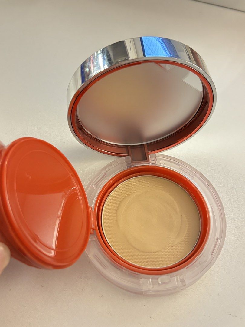Enigma Skintroduction Powder Foundation (Category: Makeup) located in Dasmarinas. Submitted by loveriee (Listing ID 1463248448, Image 3). Description: Shade: M14 Warm Beige - swatched twice.