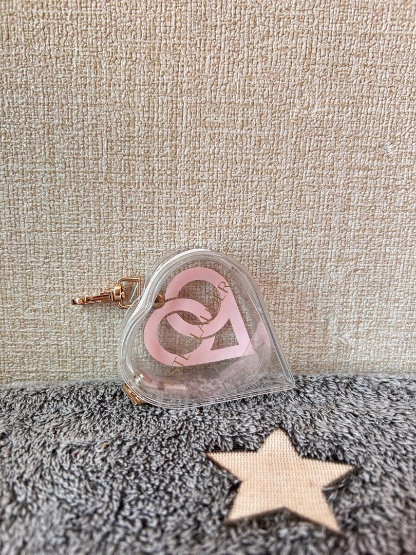 ESTEE LAUDER Coin Purse/ Bag Charm (Category: Purses & Pouches) located in Puerto Princesa. Submitted by kanejela (Listing ID 1463202804, Image 1). Description: Brand new.