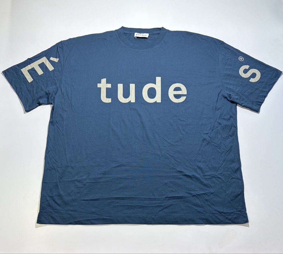 ETUDES BIG LOGO TEE (Category: Tshirts & Polo Shirts ) located in Manila. Submitted by mnlhappybattle (Listing ID 1463158202, Image 1). Description: Etudes Big Logo Tee Good Condition Tagged size : 2XL Length - 31” Width - 28”.