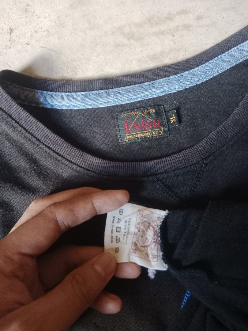Evisu Shirt (Category: Tshirts & Polo Shirts ) located in Manila. Submitted by masterowsh88243 (Listing ID 1463245640, Image 2). Description: .