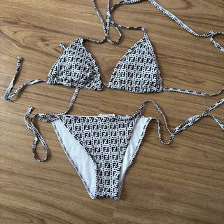 (Category: ) located in . Submitted by jlfc_onlineshop (Listing ID 1463189766, Image 1). Description: .
