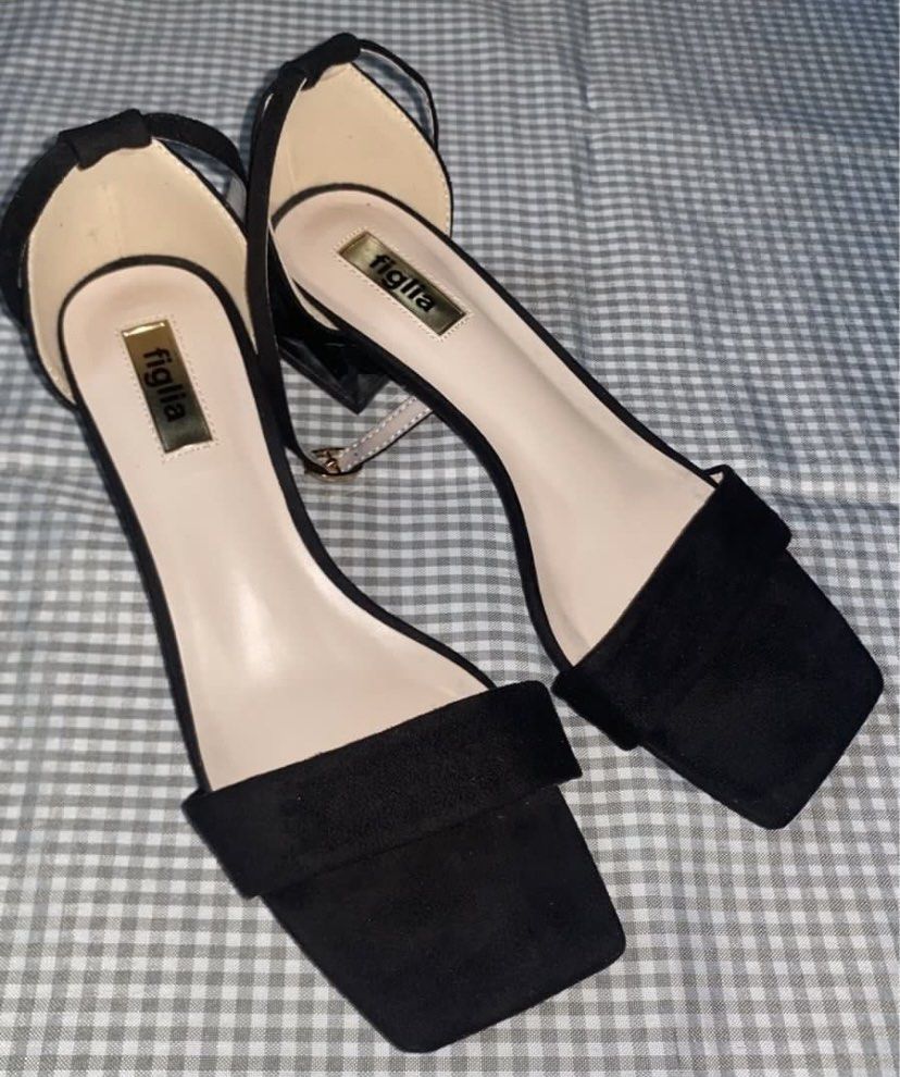 Figlia Black Suede Block Heel Ankle Strap Sandals (Category: Heels) located in Bay. Submitted by 934haul (Listing ID 1463226073, Image 2). Description: - Brand: Figlia - Material: Black Suede - Style: Sandals - Toe Shape: Square Toe - Heel Type: Block Heel (approx 1 inch) - Closure: Ankle strap with buckle - Includes: Original box - Occasion: Dress up or down, versatile used 3x only for events. mop: gcash/maribank/maya mod: j&t express c/o buyer 