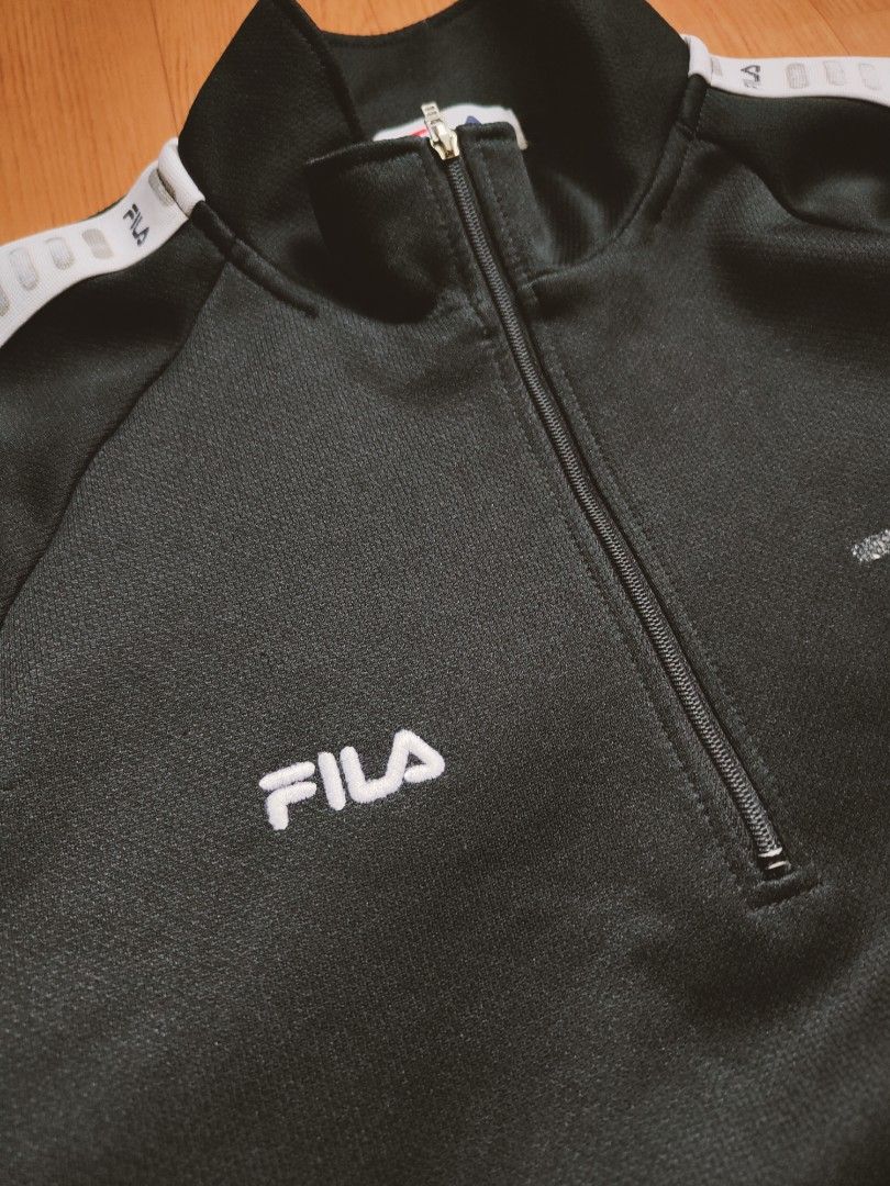 FILA jacket (Category: Coats, Jackets and Outerwear) located in Pasig City. Submitted by melvincorre004 (Listing ID 1463204296, Image 3). Description: .