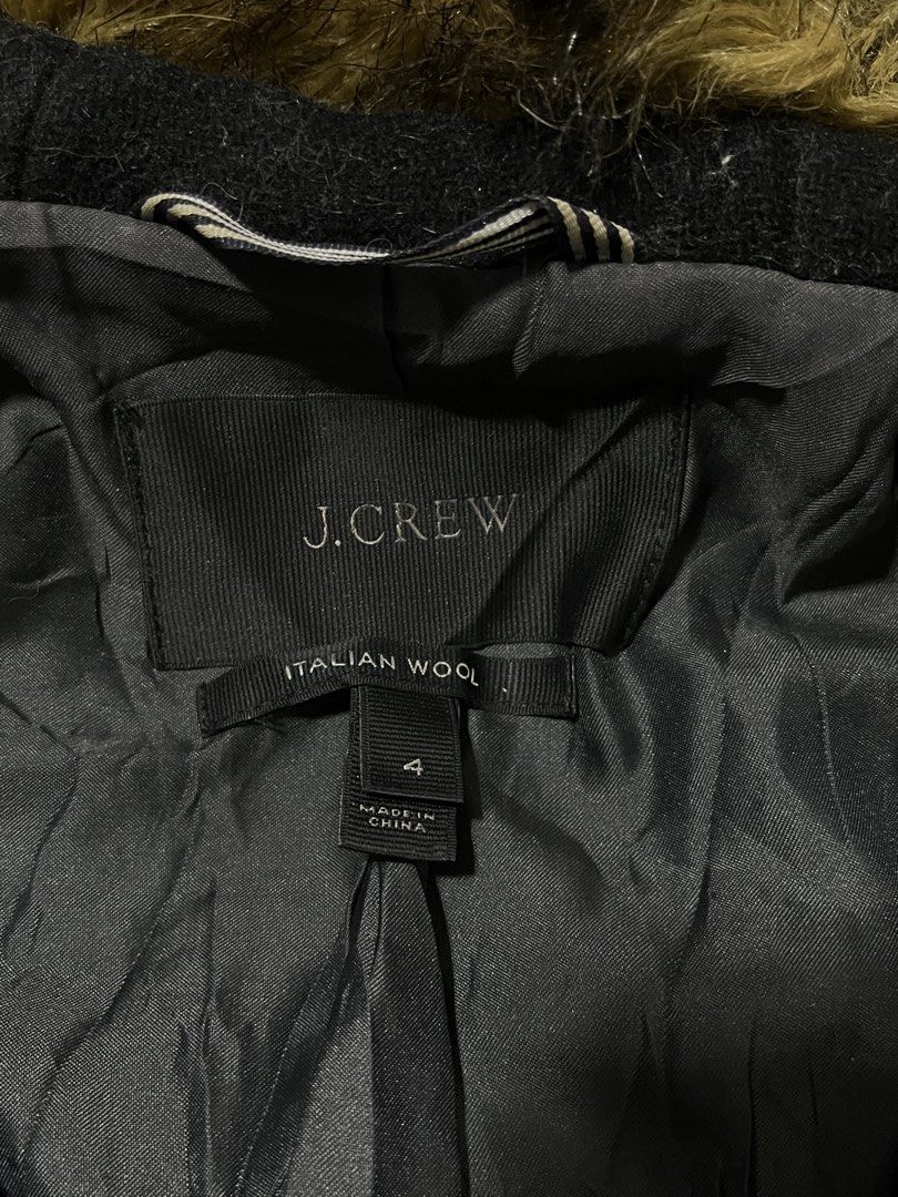 FOR SALE (Category: Coats, Jackets and Outerwear) located in Bulacan. Submitted by sef19 (Listing ID 1463121842, Image 2). Description: J.CREW - italian wool trench coat with fur size : 4 on tag condition : excellent price : ₱1,580 - mop : gcash / jnt pm 📩📩📩📩 📍BULACAN.