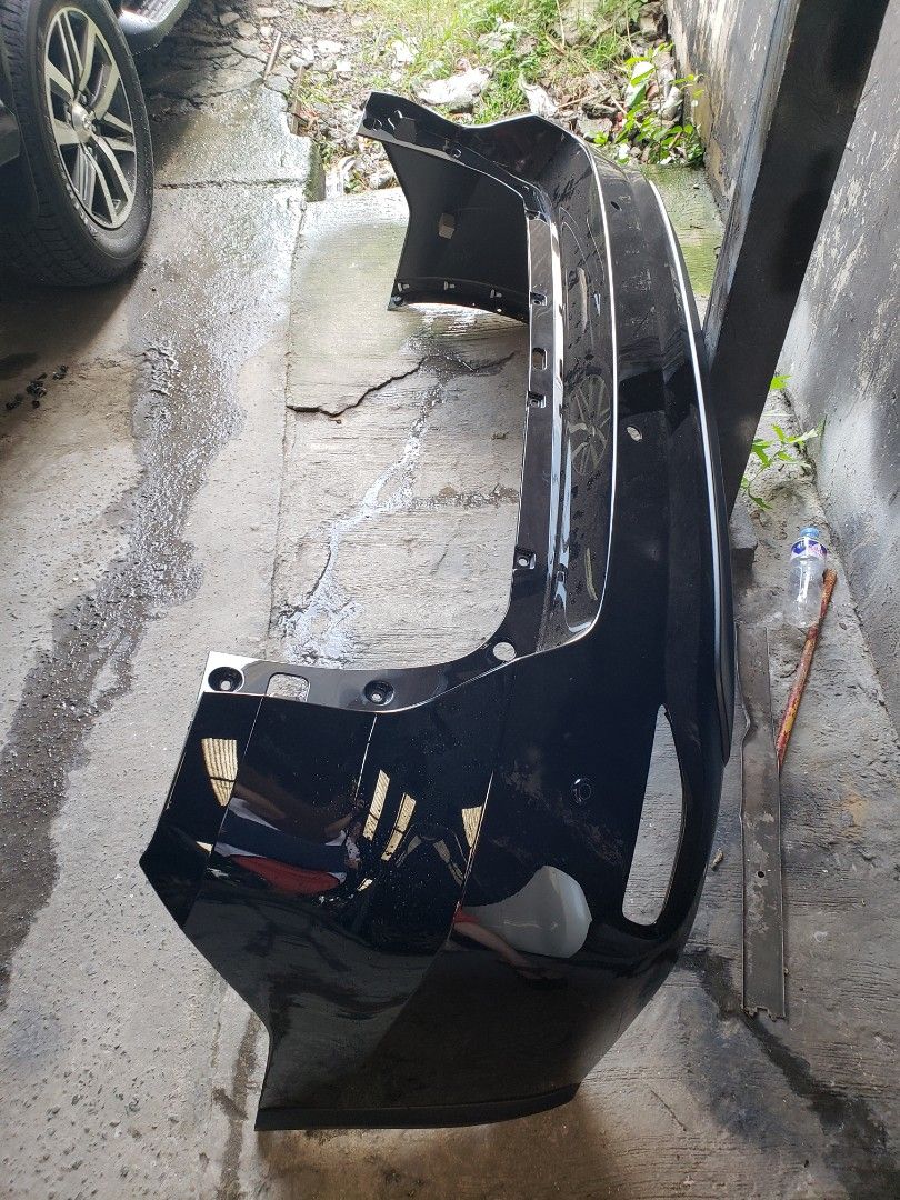 Fortuner 2020 Front and Rear Bumper (Category: Body Parts and Accessories) located in Quezon City. Submitted by parabuyalways (Listing ID 1463286085, Image 3). Description: fortuner 2020 Front Bumperand Rear Bumper color Black.