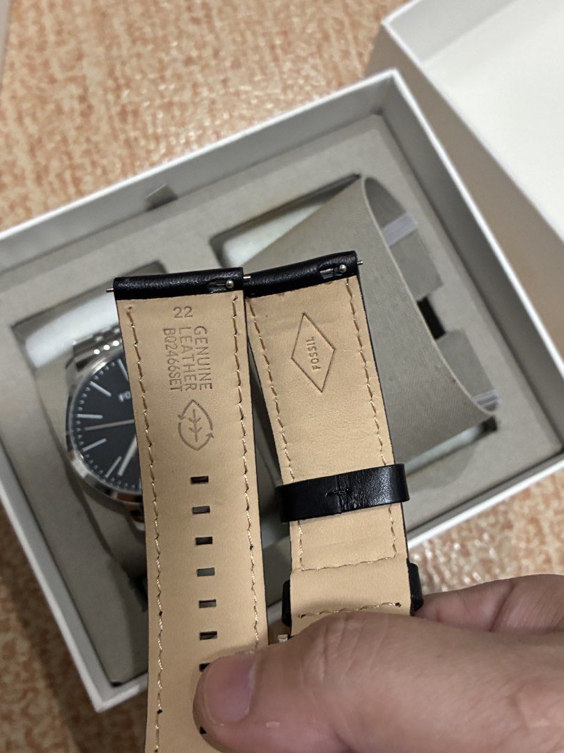 Fossil BQ2466SET Men’s Watch Set – Never Used (Category: Men's Watches) located in Manila. Submitted by leny_lou (Listing ID 1463230310, Image 3). Description: Fossil BQ2466SET Men’s Watch Set – Never Used • Brand: Fossil • Model: BQ2466SET • Condition: Never used • Stylish and versatile design • Great for personal use or as a gift.