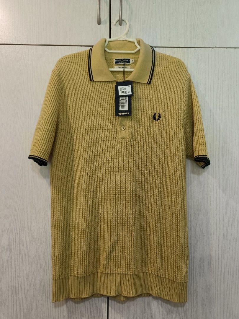 Fred Perry Reissues 1964 italy (Category: Tshirts & Polo Shirts ) located in Cebu City. Submitted by beagles30 (Listing ID 1463130136, Image 1). Description: Fred Perry Reissues 1964 yellow gold color made in italy with hangtags bought from store 9400+ bnew price fits M-L size 38 2,500 pesos negotiable.