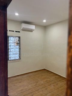 (Category: ) located in . Submitted by mudah582536 (Listing ID 1456045757, Image 1). Description: .