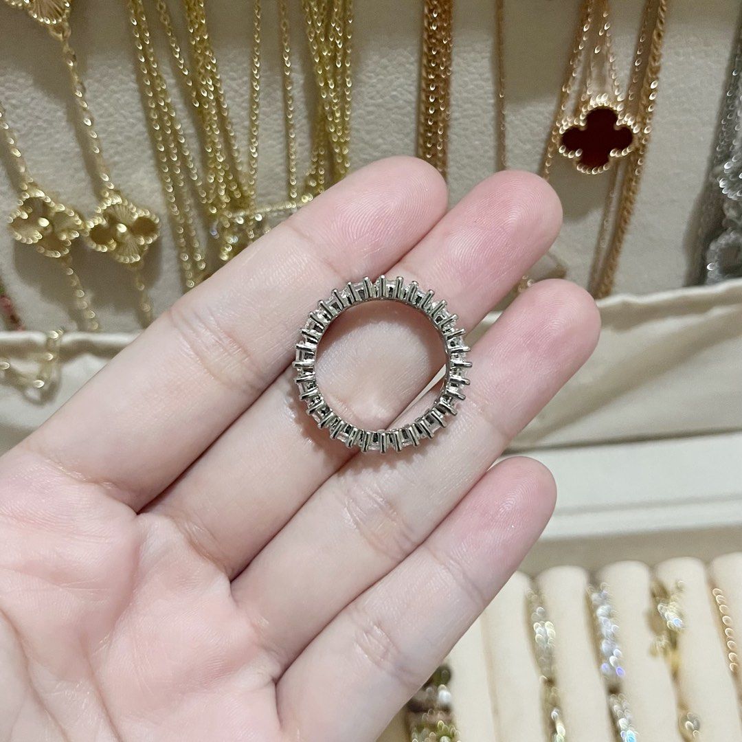 FULL ETERNITY RING (Category: Rings) located in Talavera. Submitted by curatedbykhy (Listing ID 1461498466, Image 3). Description: size 6-7 super sparkly!.