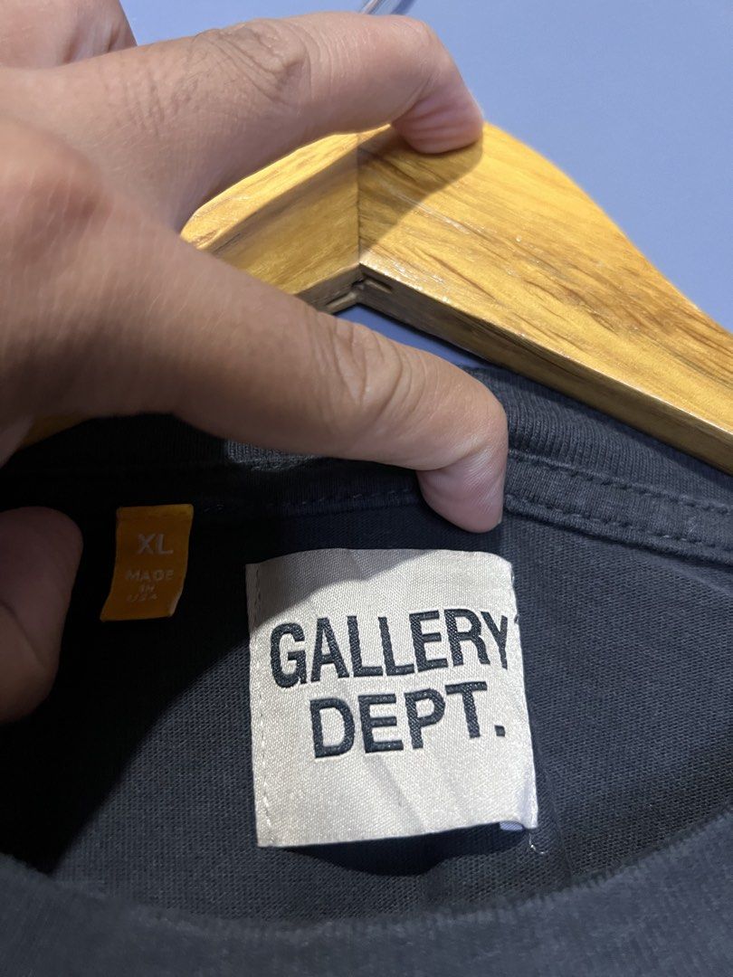 Gallery Department (Category: Tshirts & Polo Shirts ) located in Pagadian. Submitted by chiccsilog (Listing ID 1463252083, Image 3). Description: excellent condition 9.5/10 color rate 25x30 (L to Xl) no issue.