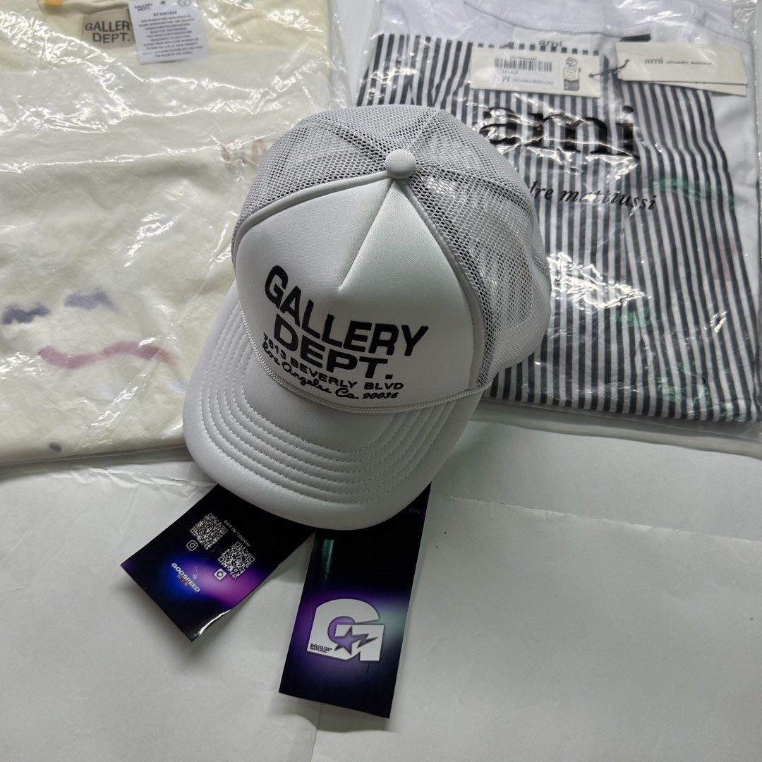 Gallery Dept. Trucker Cap (Category: Caps & Hats) located in Manila. Submitted by godspeedmnl (Listing ID 1463149261, Image 2). Description: Gallery Dept. Trucker Cap 1,789PHP / Colorway: White (Feel free to message me for additional photos.) Package included: • Gallery Dept. Trucker Cap x 1 • Godspeed Mnl Paper Bag • Godspeed Mnl logo & streetwear stickers. • Chance to be added to our GVIP list for exclusive discounts and early access. - • We do