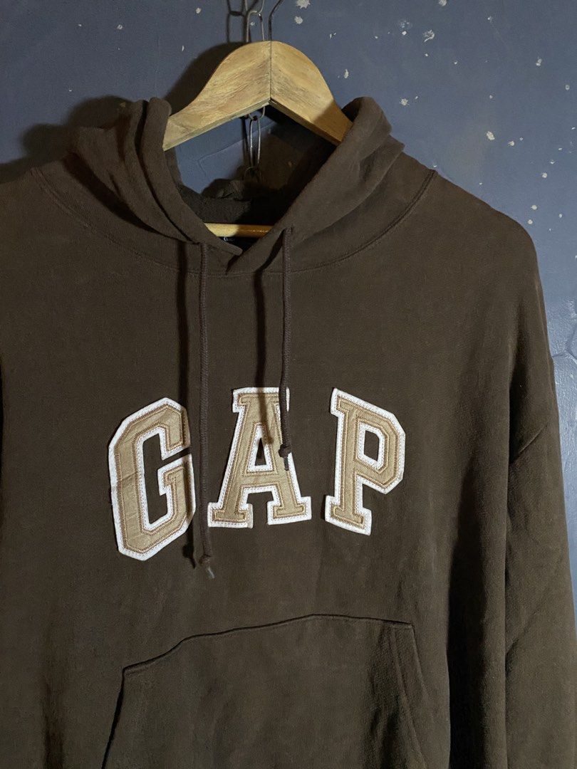 Gap Choco Brown Hoodie (Category: Coats, Jackets and Outerwear) located in Davao. Submitted by msthrifted (Listing ID 1463319447, Image 2). Description: Size M-L No flaws.