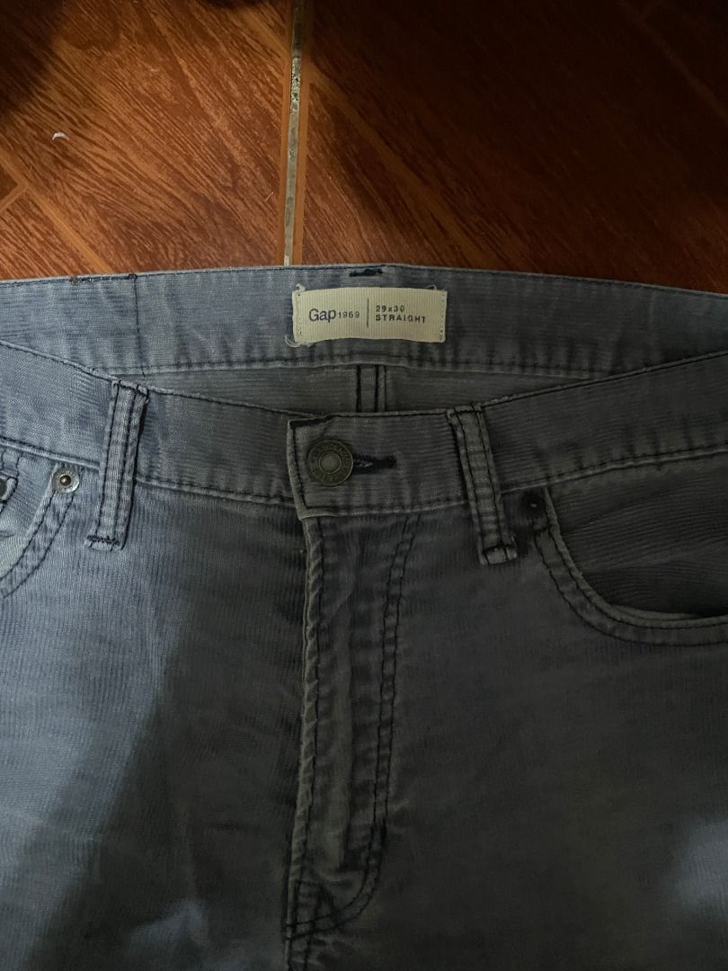 Gap Pants and Longsleeve polo aspack (Category: Tshirts & Polo Shirts ) located in Caloocan City. Submitted by gentleriver_3af518 (Listing ID 1463237262, Image 3). Description: 1. Gap 1969 Straight Fit Corduroy Size: Waist 29 / Length 30 Color: Greyish-Blue Material: Corduroy fabric Condition: Good preloved condition, well-maintained👕 2. Olzen Polo Shirt Brand: Olzen (Premium Korean fashion brand) Color: Deep Maroon Condition: Preloved, clean co
