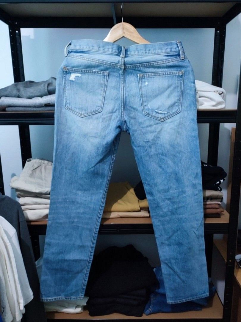 Gap Sexy Boyfriend Ripped Jeans (Category: Jeans) located in Ibajay. Submitted by trendholicrepublique (Listing ID 1463268813, Image 2). Description: Gap Sexy Boyfriend Ripped Jeans 399 Php Color Rate 9.8/10 31 Inches Waistline 37 Inches Length 7 Inches Leg Opening Very Good to Excellent Condition (need wash).