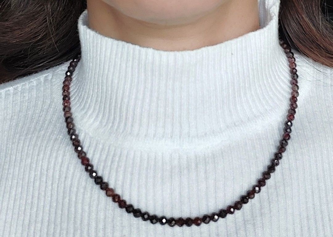 Garnet Necklace 4.5mm (Category: Necklaces) located in Gapan. Submitted by purseofjune (Listing ID 1463137329, Image 1). Description: 6" + 2" extension chain choker type 4.5mm faceted beads sparkly, simple but elegant.