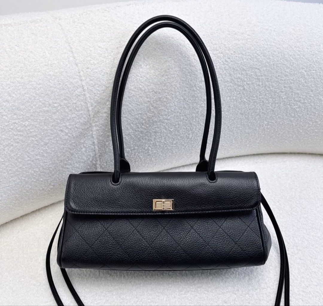 Genuine Cowhide Leather EastWest bag (Category: Luxury Bags & Wallets) located in Quezon City. Submitted by beautybox2018 (Listing ID 1463174271, Image 1). Description: .