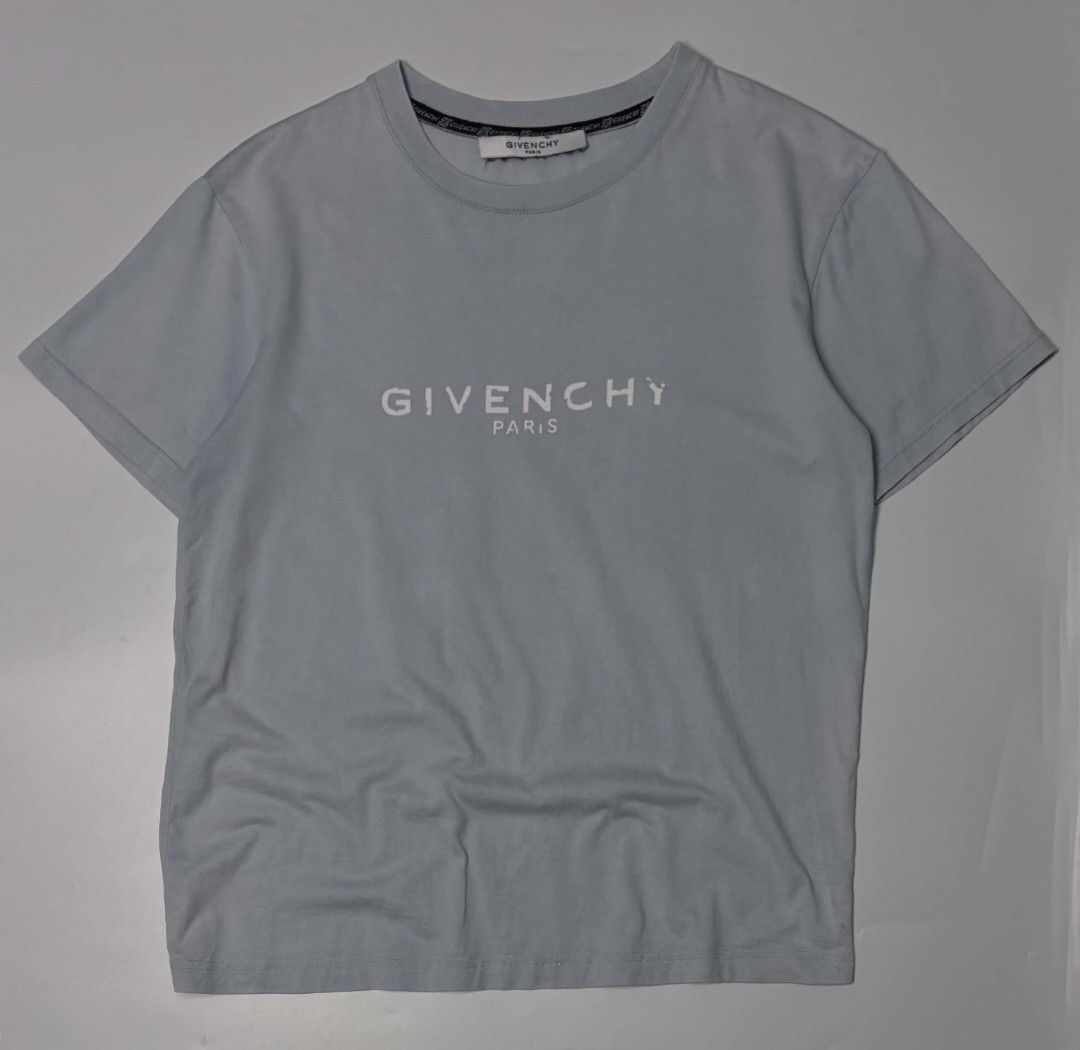 Givenchy Gvc Logo Letter Destroyed Shirt (Category: Tshirts & Polo Shirts ) located in Daet. Submitted by retro_gallery (Listing ID 1463321450, Image 1). Description: .