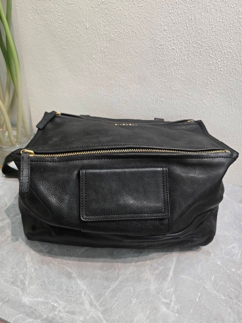 Givenchy Pandora Goatskin Leather Bag (Category: Luxury Bags & Wallets) located in Manila. Submitted by ej.collections (Listing ID 1463292986, Image 3). Description: NEGOTIABLE PRICE ALL ITEMS ARE ONHAND 💯 GUARANTEED AUTHENTIC MONEY BACK IF PROVEN FAKE •Size: Large •Condition: Excellent •Inclusion: Bag only with generic dustbag •Plus shipping fee •Local & international shipment 📍Loc. Davao City.