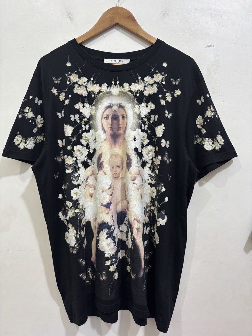 Givenchy Ss15-Riccardo Tisci Era (Category: Luxury Apparel) located in Taytay. Submitted by leanmark103093 (Listing ID 1463258209, Image 1). Description: GlV€NCHY Ss15 Riccardo Tisci Era Virgin Mary Tee Small on tag W23 L30.5 Excellent Condition No issue 3k shipped.