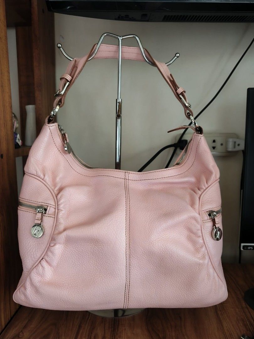 GoldPfeil Germany Hobo Bag (Category: Shoulder Bags) located in Quezon City. Submitted by daisyuy1979 (Listing ID 1463179470, Image 1). Description: .