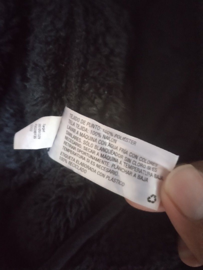 Goodfellow & Co Black Fleece Button-Up Jacket Size M (Category: Coats, Jackets and Outerwear) located in Naga. Submitted by basejohnpa64527 (Listing ID 1463146762, Image 3). Description: - Brand: Goodfellow & Co. - Color: Black - Style: Fleece Jacket - Features: Button-up front, chest pocket - Material: 100% Polyester - Fit: Size Medium - Benefits: Comfortable, warm, great for layering - Origin: Made in Vietnam.
