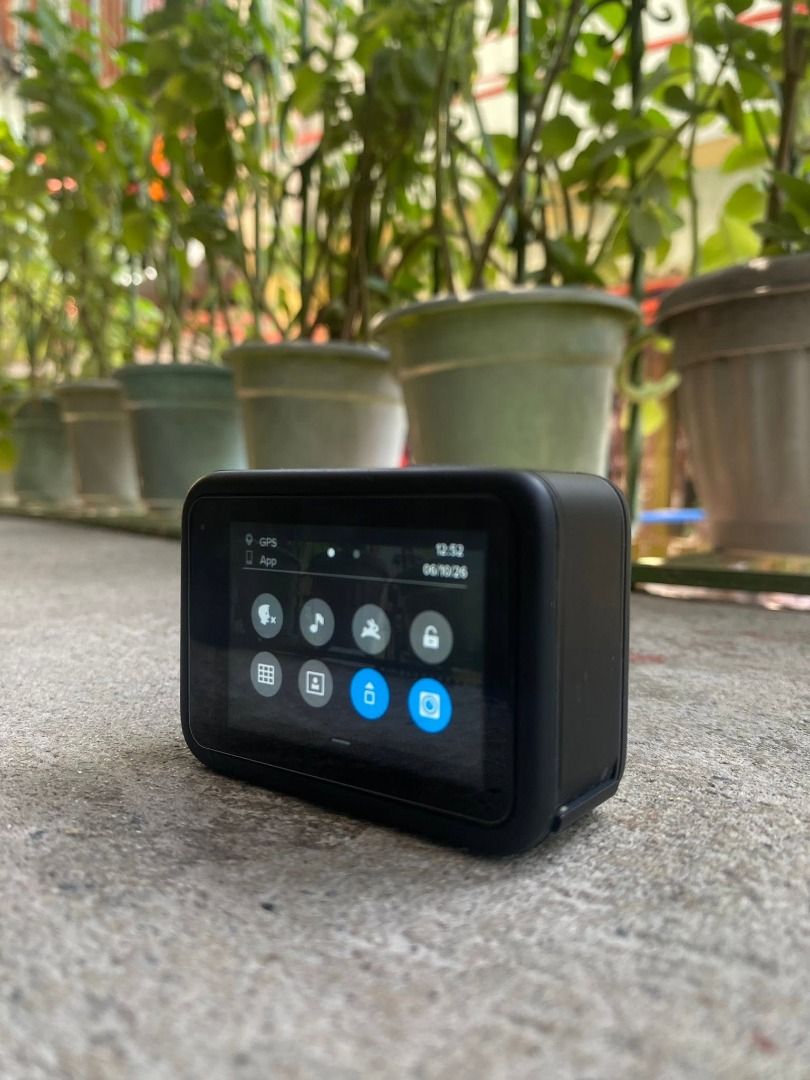GoPro Hero 9 Black (Category: Cameras) located in Quezon City. Submitted by alenmb (Listing ID 1463205927, Image 3). Description: GoPro Hero 9 Black take all all goods makinis, no issue test all you want with 1 extra batt and LEXAR 64gb 1066x v30 sd card Location: Fishermall QC.