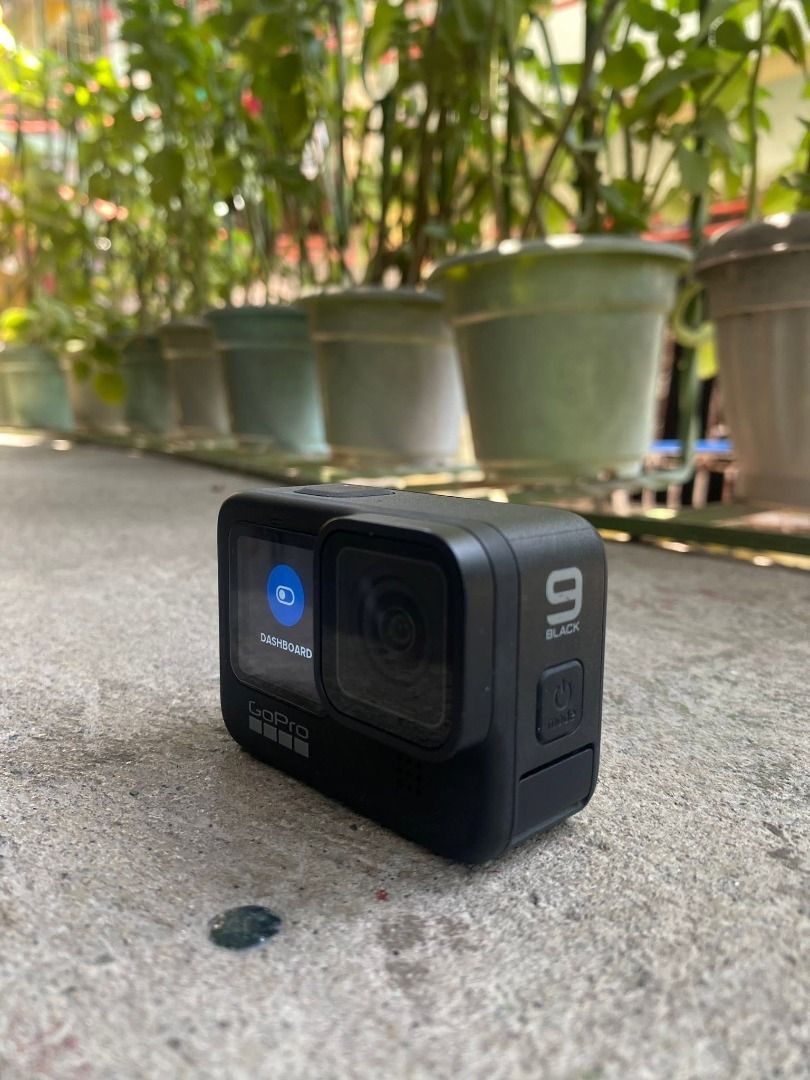 GoPro Hero 9 Black (Category: Cameras) located in Quezon City. Submitted by alenmb (Listing ID 1463205927, Image 1). Description: GoPro Hero 9 Black take all all goods makinis, no issue test all you want with 1 extra batt and LEXAR 64gb 1066x v30 sd card Location: Fishermall QC.