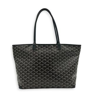 (Category: ) located in . Submitted by carousellluxury (Listing ID 1463293599, Image 1). Description: .