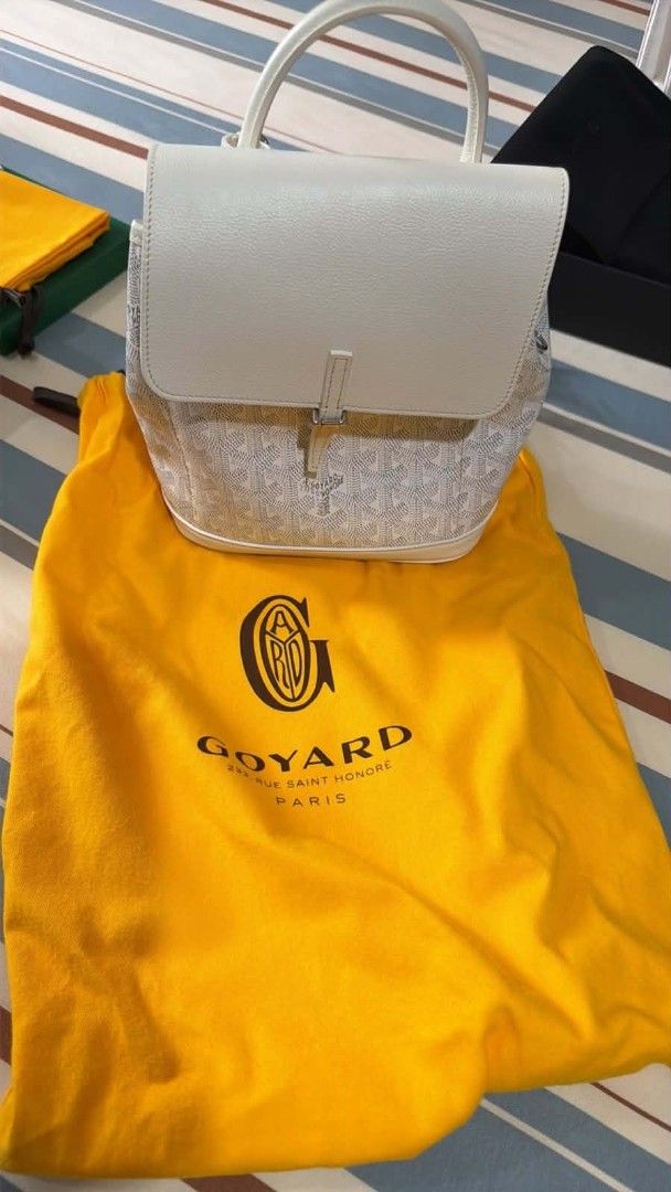 Goyard Backpack Alpin Mini 2 Blanc (Category: Luxury Bags & Wallets) located in Quezon City. Submitted by prelovedbyemd_ (Listing ID 1463193348, Image 1). Description: Goyard Backpack Alpin Mini 2 Blanc 💰 Price: ₱200,000 • Authentic Goyard Backpack Alpin Mini 2 Blanc • Classic Goyardine canvas with leather trim and handle • Elegant white color • Comes with original Goyard dust bag • Excellent condition • Clean interior • Used only once or twice 