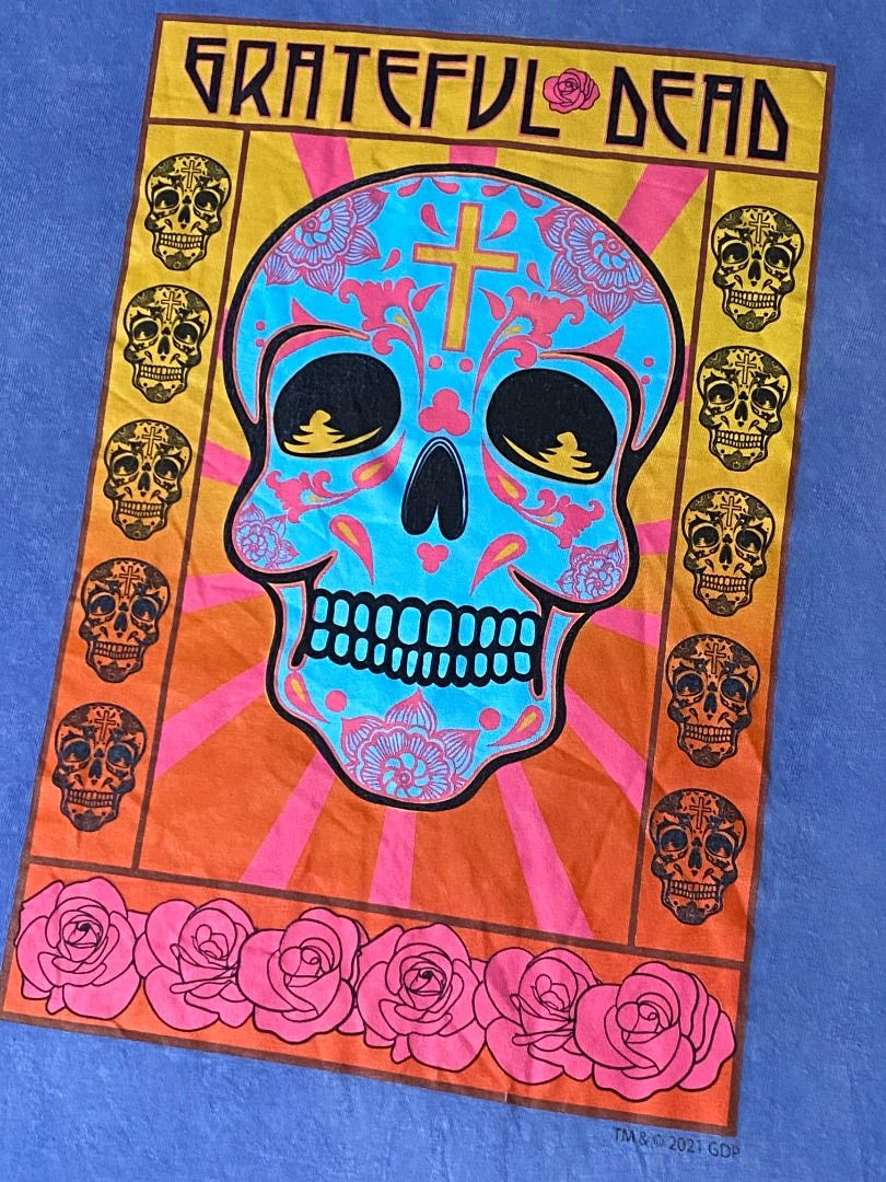 Grateful dead | band shirt (Category: Tshirts & Polo Shirts ) located in Las Pinas. Submitted by all_details_posted (Listing ID 1463144936, Image 3). Description: vintage style shirt minimal crackprints and lints.