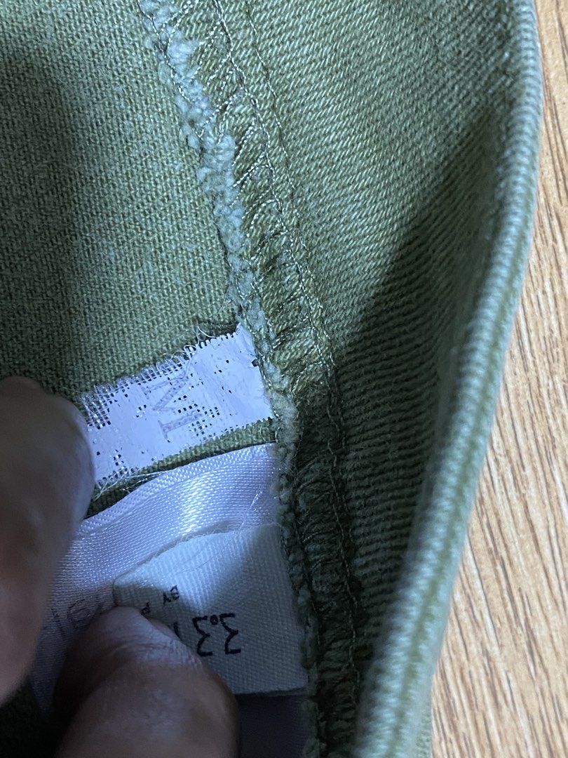 Green skirt (Category: Skirts) located in Manila. Submitted by chami-jp-collection (Listing ID 1463240529, Image 2). Description: My personal prelove Slightly use Size: M MOD:Gcash.