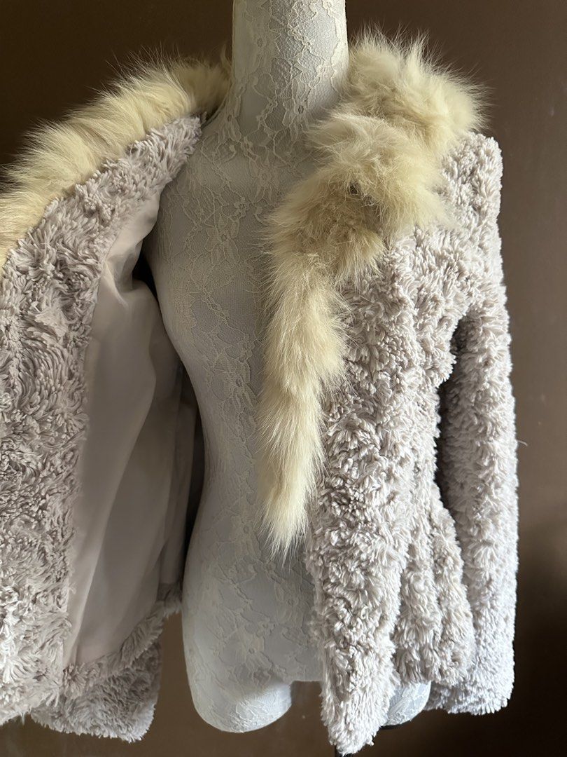 Grey Fur Jacket with Fur Collar (Category: Coats, Jackets and Outerwear) located in Paranaque City. Submitted by eckadcms (Listing ID 1463250076, Image 3). Description: Gray Fur Coat Jacket with Fur Collar Size : Small to semi medium Worn twice during an out of the country trip Issue : ** see pictures 4 and 5 — The missing rhinestones on the side of the coat do not affect its overall quality NOTE : Features a hook-and-eye closure, allowing you to