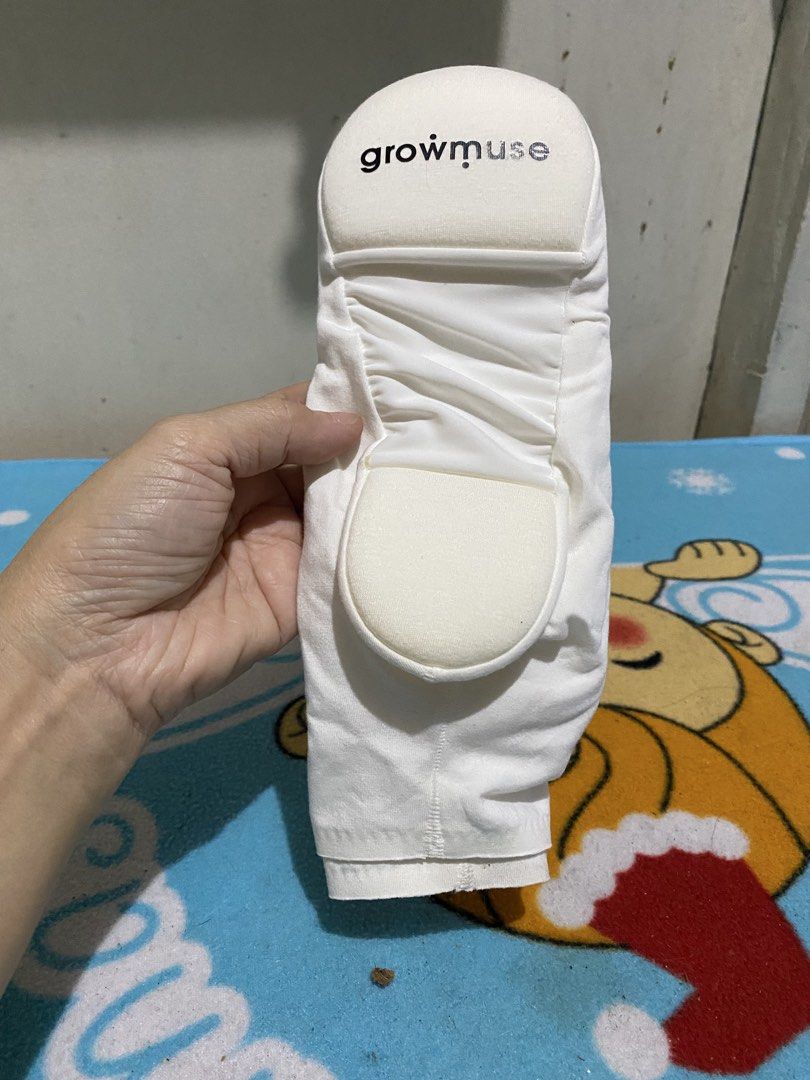 Growmuse Calorie Socks (Category: Socks & Tights) located in Manila. Submitted by resi.diaz (Listing ID 1463243749, Image 2). Description: - Protects baby's knees during crawling - Soft padding for comfort - Stretchy material for a snug fit - Brand: Growmuse - Comes as a pair.